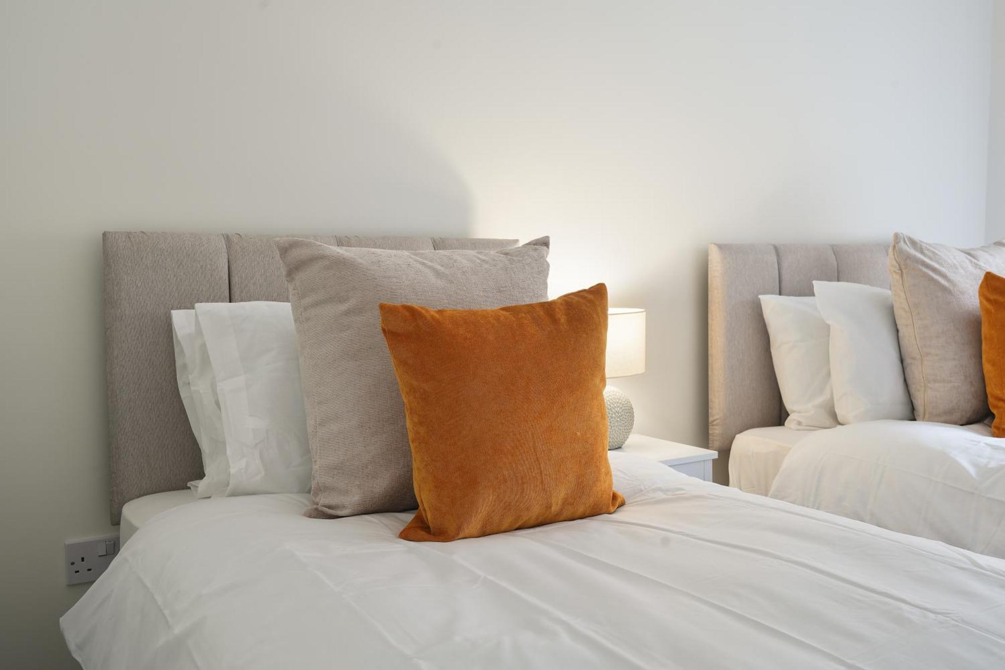 Mersey Way, Spacious 3 Bed Home, Close To Sheffield City Centre & Free Driveway Parking - Perfect For Workers, Groups & Families - Hosted By Stay Host Save Екстериор снимка