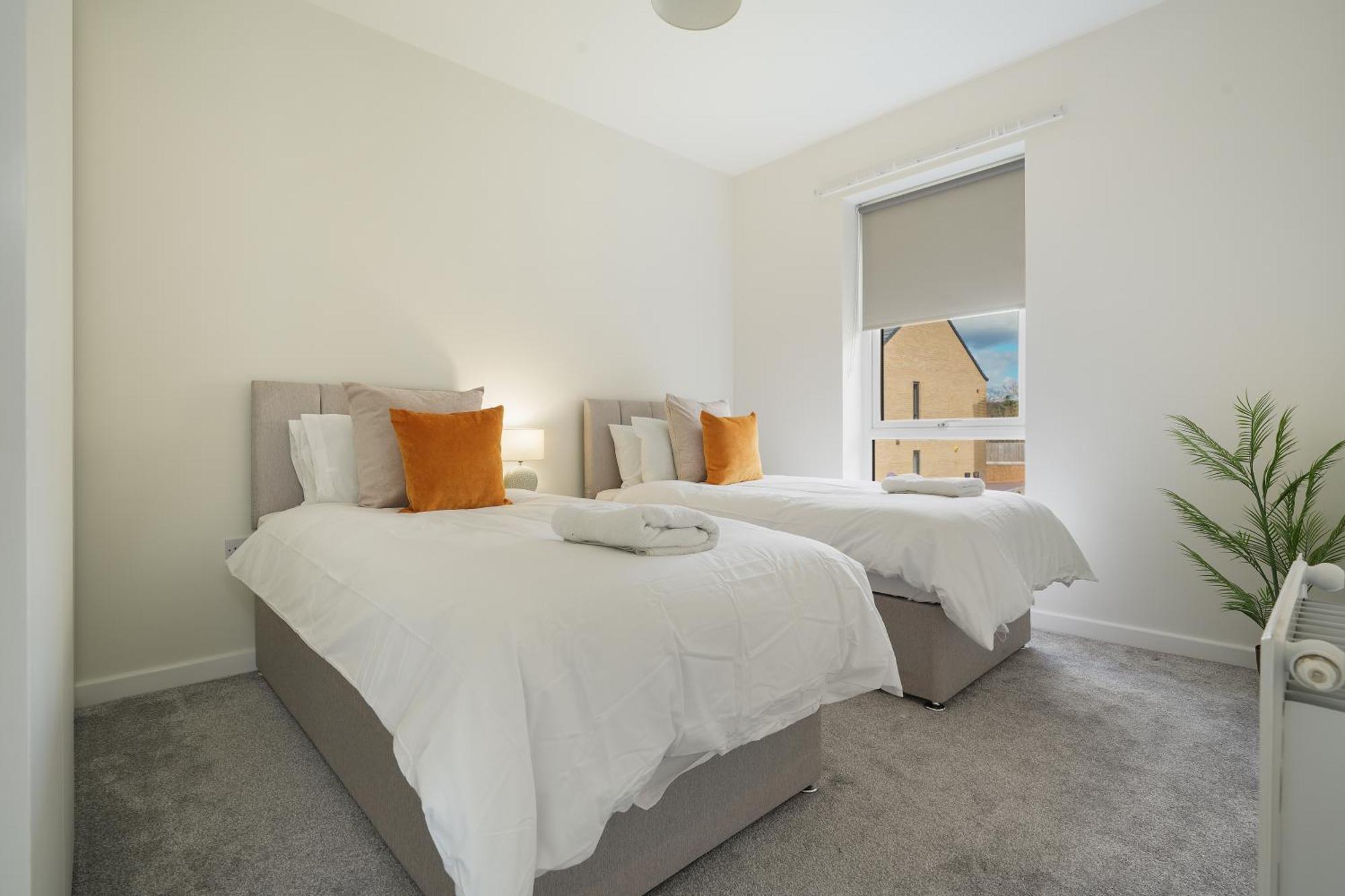 Mersey Way, Spacious 3 Bed Home, Close To Sheffield City Centre & Free Driveway Parking - Perfect For Workers, Groups & Families - Hosted By Stay Host Save Екстериор снимка