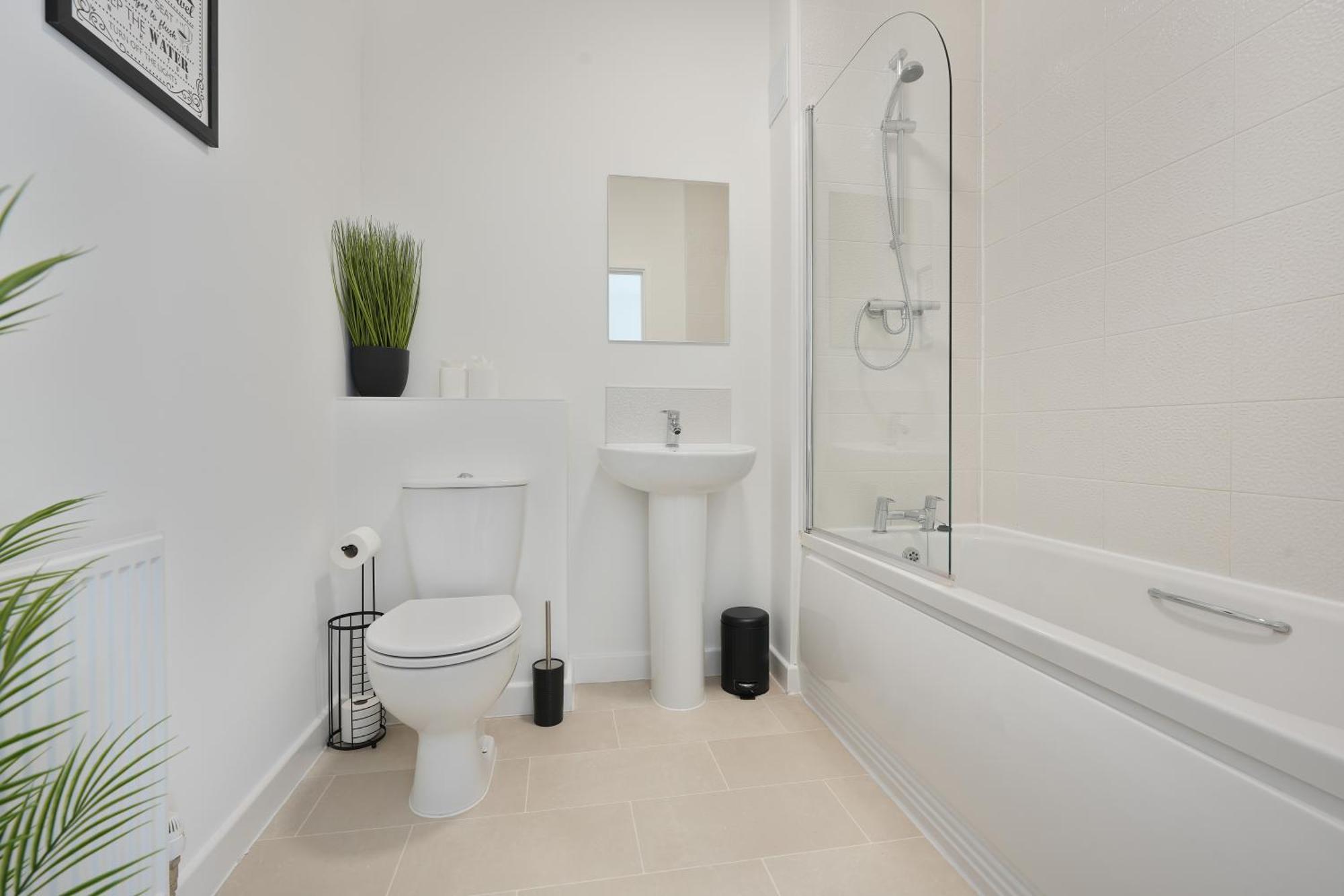 Mersey Way, Spacious 3 Bed Home, Close To Sheffield City Centre & Free Driveway Parking - Perfect For Workers, Groups & Families - Hosted By Stay Host Save Екстериор снимка