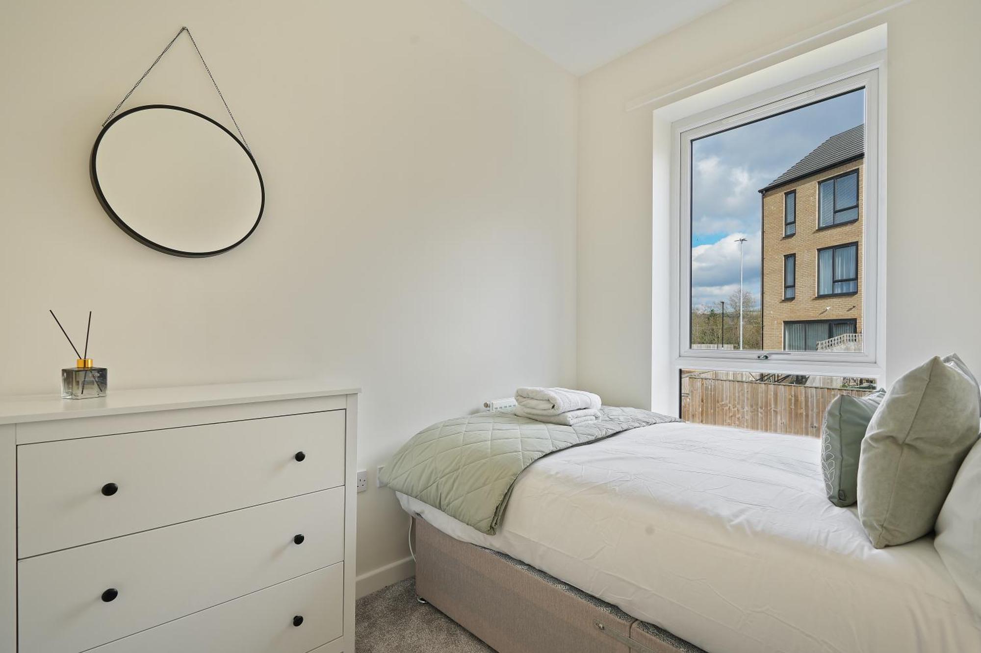 Mersey Way, Spacious 3 Bed Home, Close To Sheffield City Centre & Free Driveway Parking - Perfect For Workers, Groups & Families - Hosted By Stay Host Save Екстериор снимка