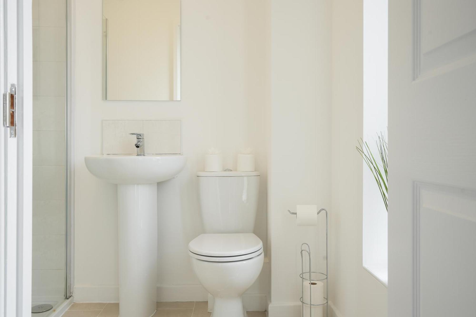 Mersey Way, Spacious 3 Bed Home, Close To Sheffield City Centre & Free Driveway Parking - Perfect For Workers, Groups & Families - Hosted By Stay Host Save Екстериор снимка